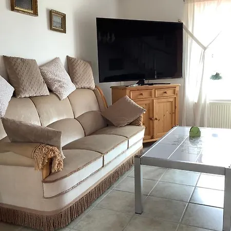 Hauszeit Kapitaenshaus Friedrichsschleuse * Carolinensiel