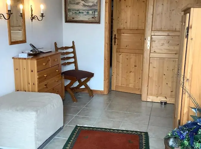 Hauszeit Kapitaenshaus Friedrichsschleuse