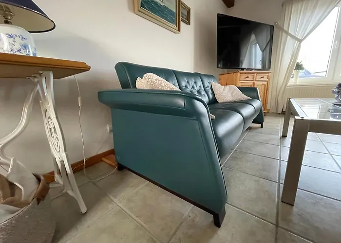 Hauszeit Kapitaenshaus Friedrichsschleuse * Carolinensiel